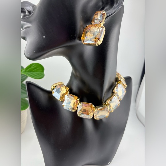 Gold Crystal Statement Necklace & Earring Set - Picture 8 of 8